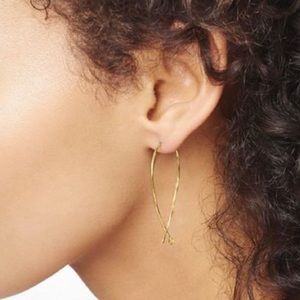 Stella & Dot Hammered Wire Hoops, small, GOLD